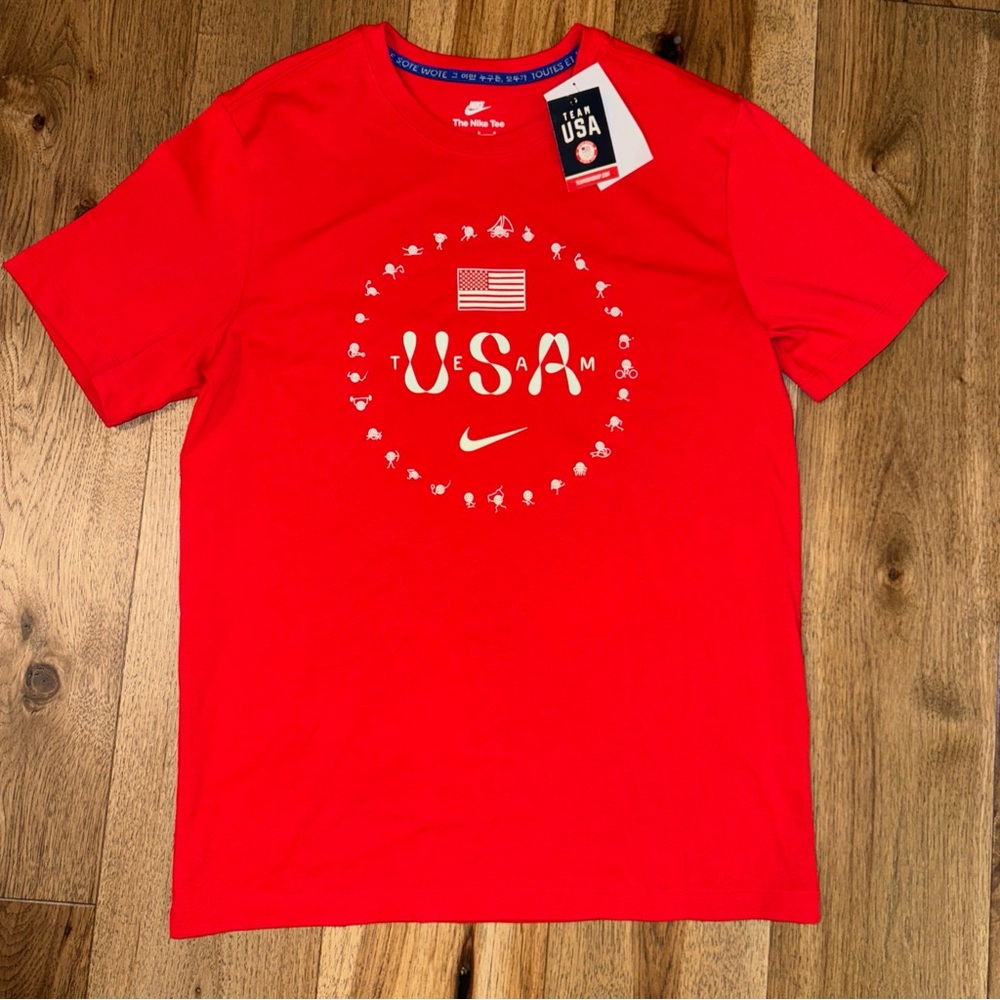 NWT NIKE MENS MED Red Olympic Team USA Premium Essentials Icon T-Shirt FN0867
